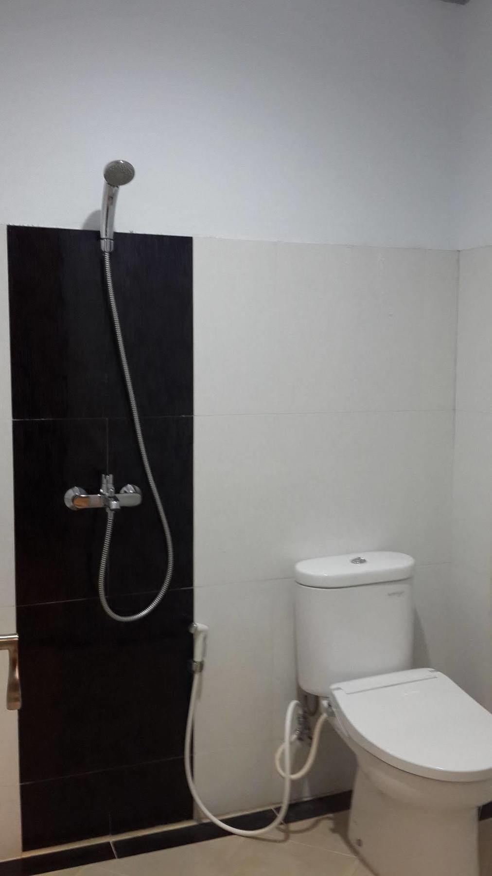 Reddoorz Plus @ Paal 2 Manado Buitenkant foto